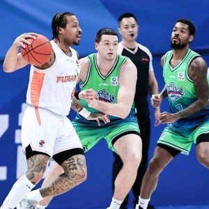 开云体育官方网站网址-天津、浙江轻松捍卫主场尊严，深圳男篮依法追究造谣者责任